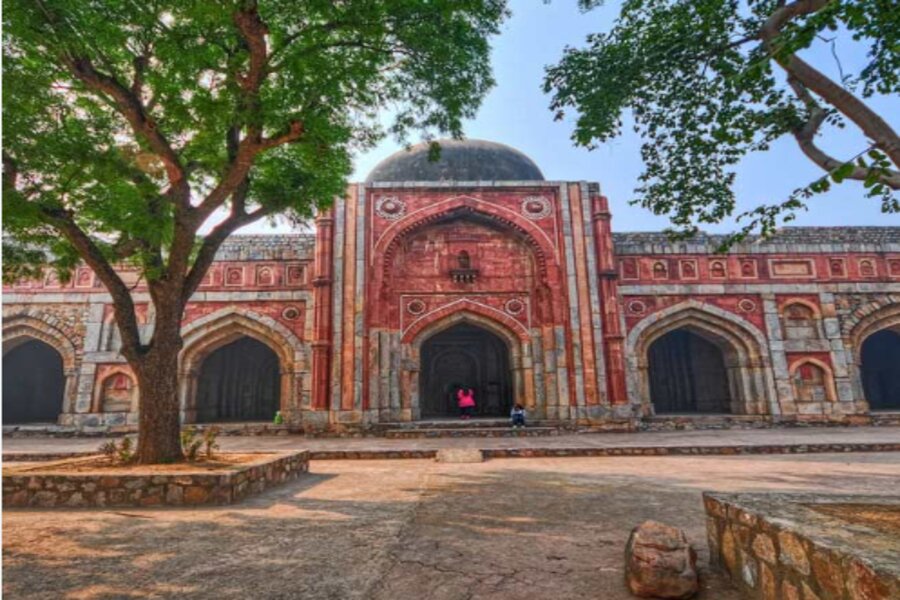 JAMALI KAMALI MASZID