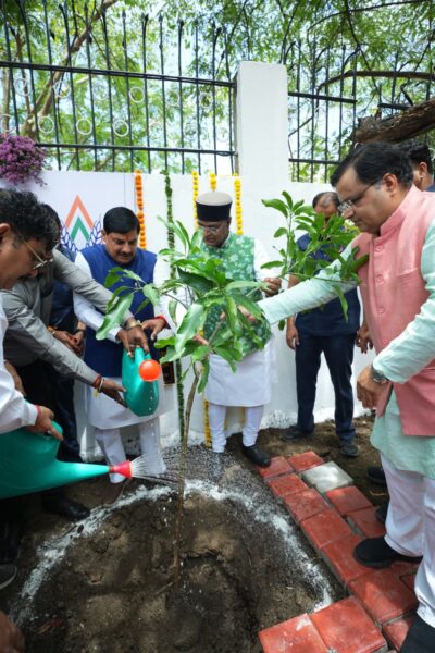 भोपाल में विश्व पर्यावरण दिवस पर मुख्यमंत्री डॉ. मोहन यादव ने किया पौधारोपण, किसानों के लिए की बड़ी घोषणाएं